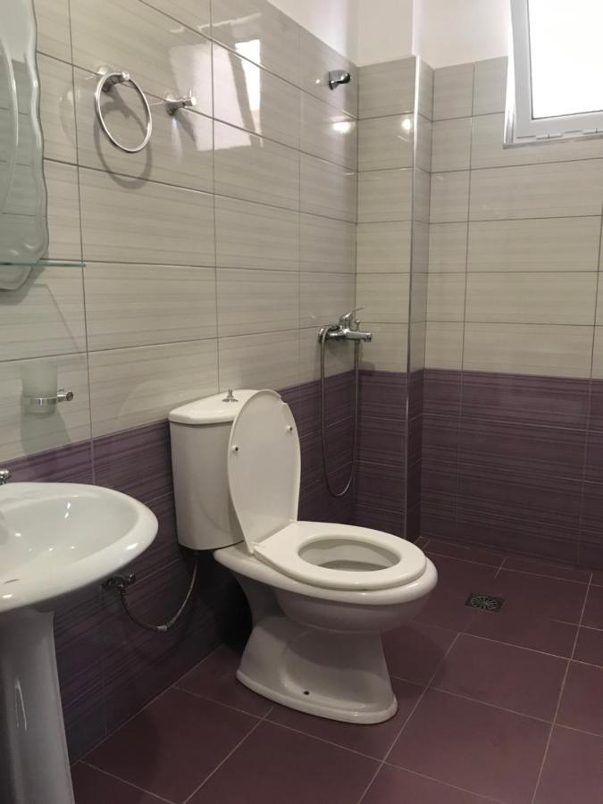 Guesthouse Flamur Ksamil Bagian luar foto